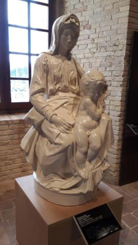Statua Vergine di Bruges